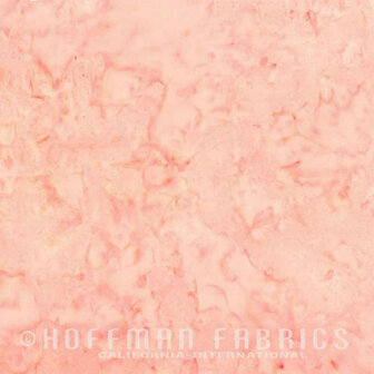 Hoffman Batik Creamsicle 480