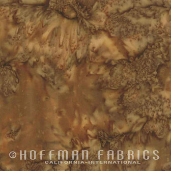 Hoffman Batik Biscotti 414